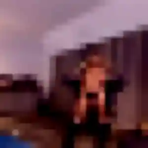 Julie, fille de 27 ans veut plan cul à Meyreuil