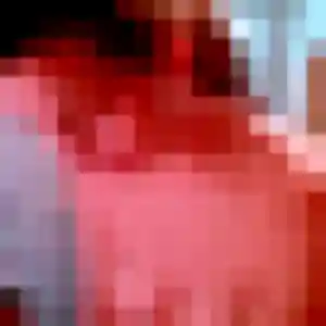 Sarah (23 ans) à Milhaud attend une rencontre aujourd'hui