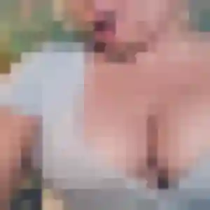 Agathe, 20 ans, disponible à Mouans-Sartoux pour un plan cul