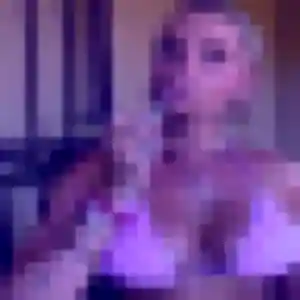 Touria (19 ans) à Mouroux attend un plan cul aujourd'hui