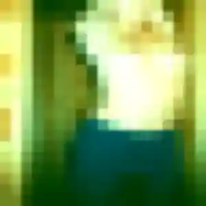 Gladys, 35 ans, connectée à Mtsamboro pour un plan cul