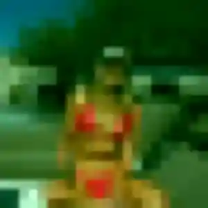 Henriette, 33 ans, en ligne à Neuves-Maisons pour un plan cul