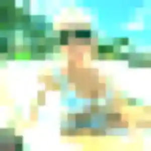 plan cul à Perros-Guirec : profil de Jocelyne, 22 ans - sans engagement