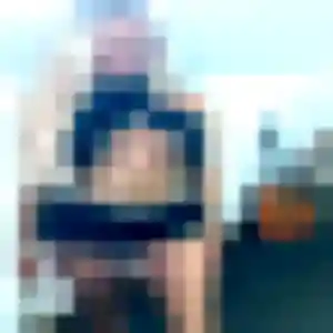 Charmante Joanne, 23 ans à Petit-Couronne - voir sa photo
