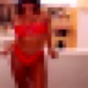 Urielle, femme de 36 ans cherche plan cul à Plescop