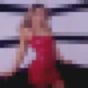 Anna, femme de 22 ans propose plan cul à Ploudalmézeau