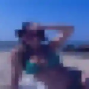 Photo privée de Siham, 27 ans à Pont-Évêque - rencontre coquine