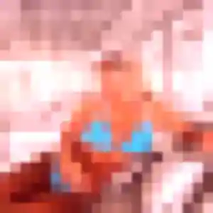 Rejoins Zineb, 23 ans à Quesnoy-sur-Deûle en t'inscrivant