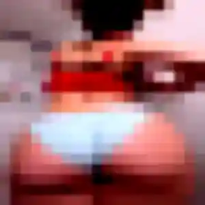 Découvre Khadija, 29 ans à Riom en t'inscrivant