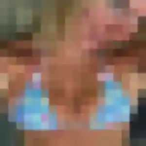 Emeraude, 22 ans, disponible à Riorges pour un plan cul