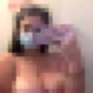 Découvre Irina, 35 ans à Roanne en privé