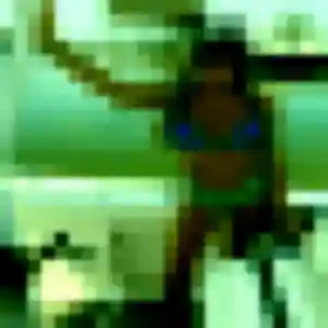 Karine, 24 ans, connectée à Roanne pour une rencontre coquine