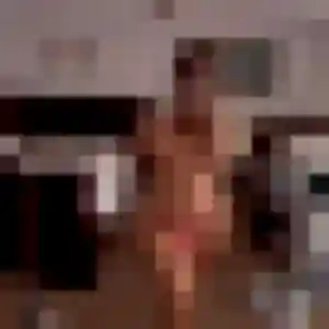 Anne-Marie, fille de 37 ans propose plan cul à Roost-Warendin