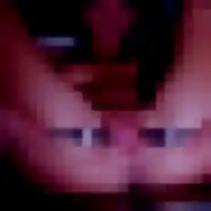 Lea, 22 ans, en ligne à Rueil-Malmaison pour une rencontre coquine