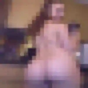 Photo de Dorothee à Saint-Aubin-lès-Elbeuf (39 ans) - plan cul anonyme