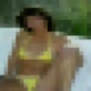 Profil de Amira à Saint-Cloud (27 ans) - plan cul gratuit