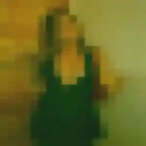 Eleonore de Saint-Cyr-au-Mont-d'Or, 22 ans - plan cul sans lendemain