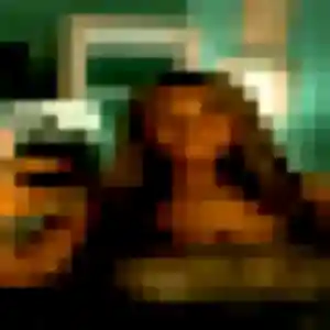 Oumaima (23 ans) à Saint-Jean-de-la-Ruelle cherche une rencontre rapidement