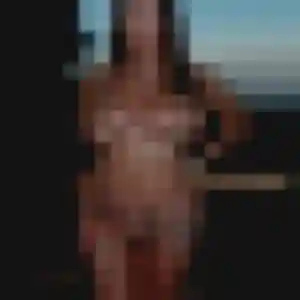 Sixtine, 21 ans, cherche un plan cul à Saint-Julien-de-Concelles