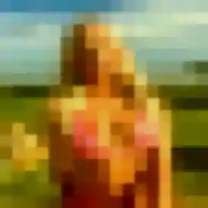 Alexandra (20 ans) à Saint-Julien-en-Genevois attend une rencontre rapidement