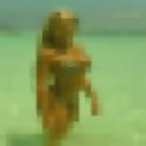 Rencontre Dounia, 26 ans à Saint-Laurent-de-Mure en privé