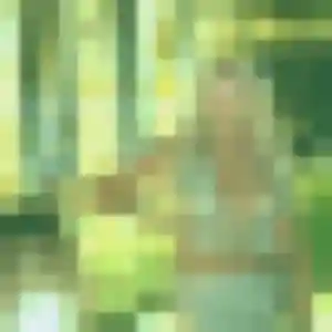 Découvre Lola, 21 ans à Saint-Marcel gratuitement