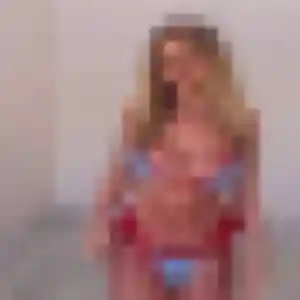 Profil de Clara à Saint-Martin-d'Uriage (36 ans) - plan cul sans inscription