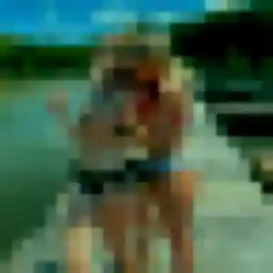 Charmante Anouk, 28 ans à Saint-Médard-en-Jalles - voir sa photo