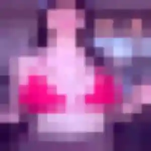 plan cul à Saint-Mitre-les-Remparts : profil de Virginie, 43 ans - accès libre