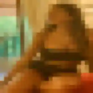 Rejoins Verane, 21 ans à Saint-Paul-Trois-Châteaux en t'inscrivant