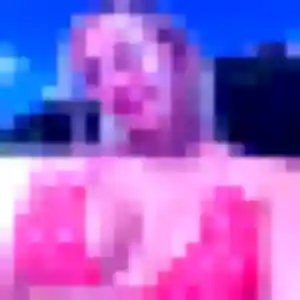 plan cul à Saint-Rémy-de-Provence : profil de Dina, 37 ans - accès libre