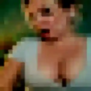 Rachida, 31 ans, en ligne à Sainte-Luce-sur-Loire pour un plan cul