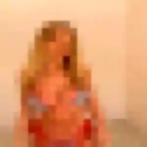 Photo privée de Victoire, 29 ans à Sainte-Rose - plan discret