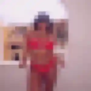 Dana, 29 ans, cherche un plan cul à Sarzeau