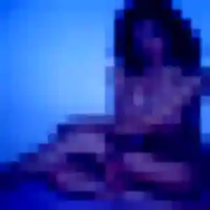 Profil de Delia à Sarzeau (25 ans) - plan cul sans inscription