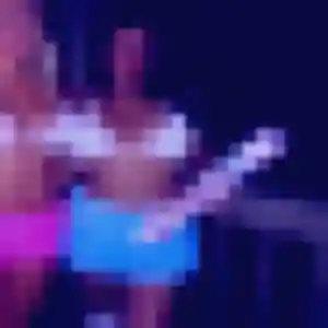 Belle Elsa, 19 ans à Sénas - la contacter