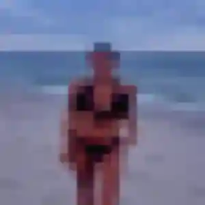 Charmante Laura, 27 ans à Toul - la contacter