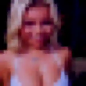 Zoe, 24 ans, dispo pour plan cul à Trévoux