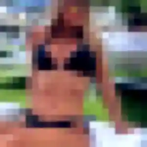 Photo de Adele à Vaux-le-Pénil (19 ans) - plan cul discret