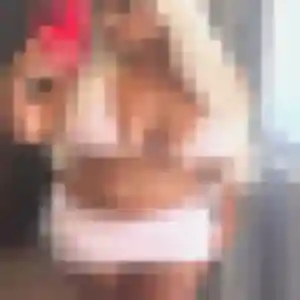 Yvette, 28 ans, connectée à Venelles pour une rencontre coquine