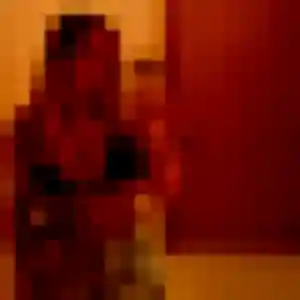 Debora (33 ans) à Versailles cherche une rencontre rapidement