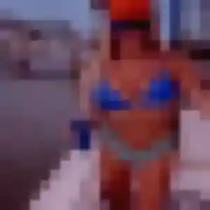 Iris de Villeneuve-Loubet, 20 ans - plan cul en toute liberté