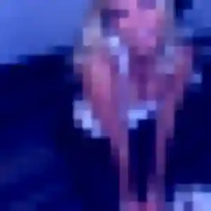 Rejoins Christine, 20 ans à Vire Normandie en t'inscrivant