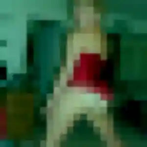 Découvre Noura, 27 ans à Vouneuil-sous-Biard en privé